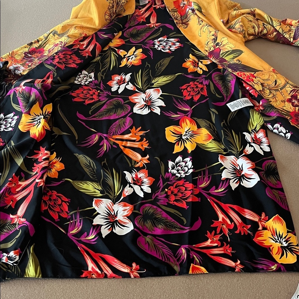 Peter Nygard Vibrant Floral Kimono Cardigan Duster in Yellow and Black - M - Picture 9 of 9